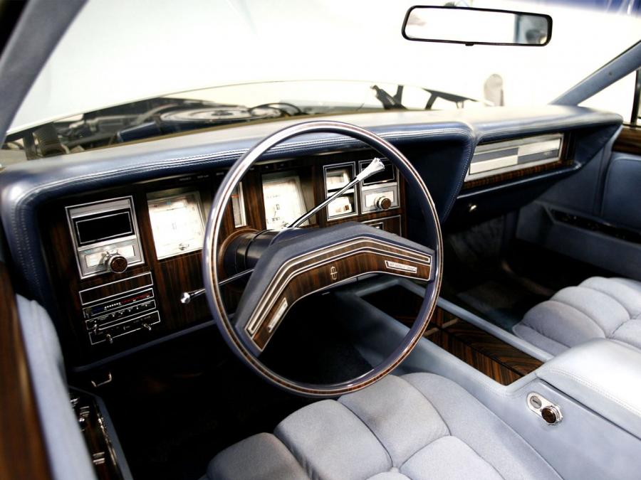  Lincoln Continental Mark V 1977 года  (фото 5 из 16)